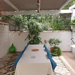 Sa Corte De Dinu